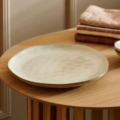 CASA Earth Marl Plato Llano Crema Online